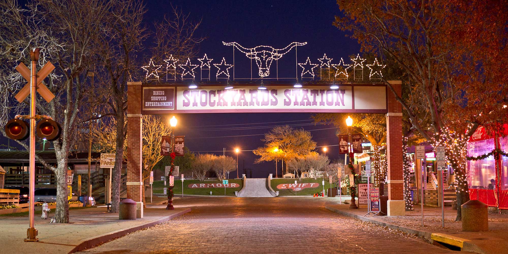 Longhorn Saloon | Fort Worth Stockyards