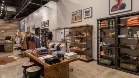 Presidents’ Day – Free Gift With Purchase