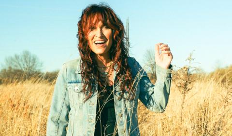 Jo Dee Messina